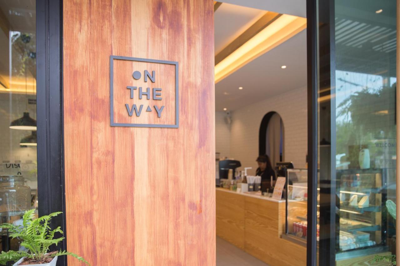 The Journey Hotel Laksi Bangkok Bagian luar foto
